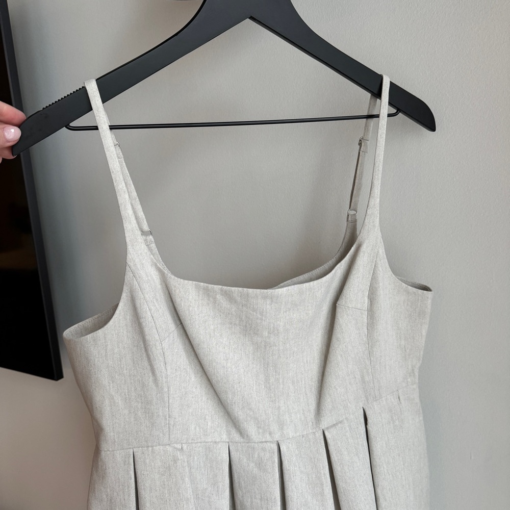 Linen Jumpsuit - Picture 4 of 8
